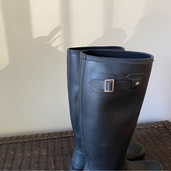 Hunter Women’S Original Tall Rain Boot - Picture 2 of 4